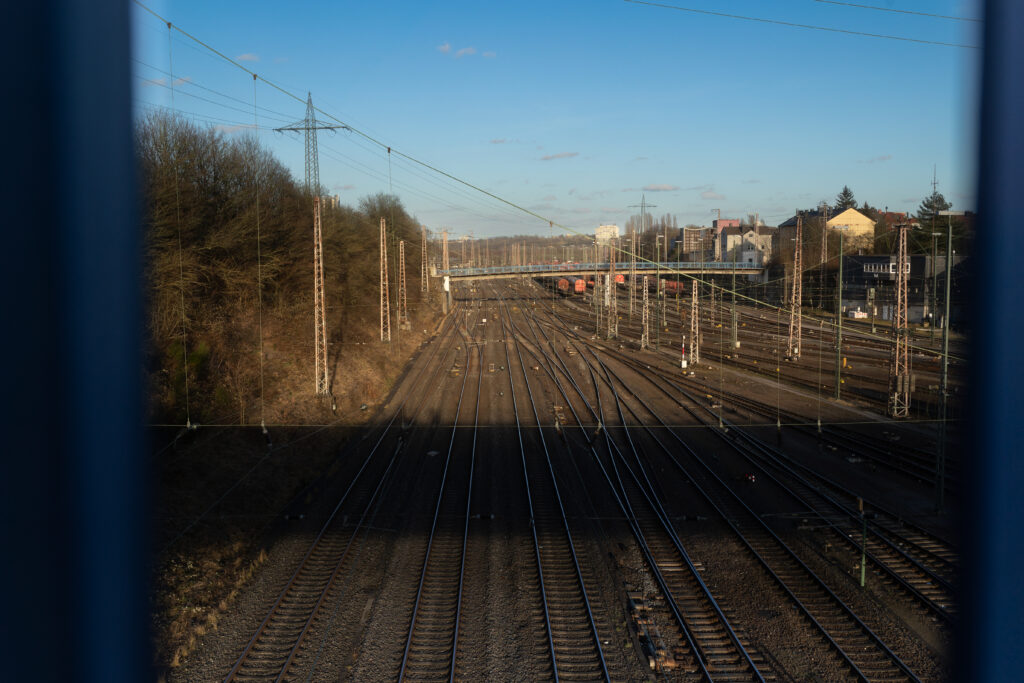 Vorhalle Bahnhof zufahrt