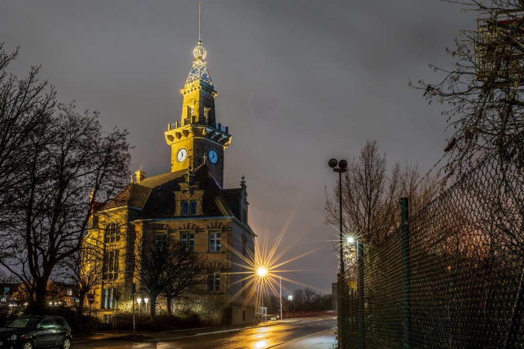 altes Hafenamt von Hinten